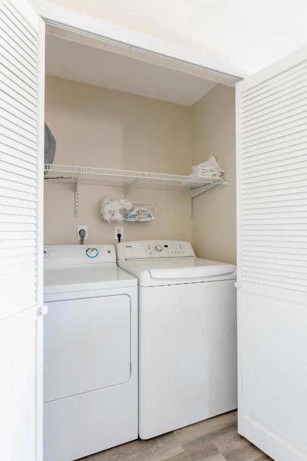 Beautiful Spacious Guest Home Roseville Exterior photo